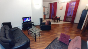 Two bedrooms. 25 V.Vasylkivska str. Centre of Kiev